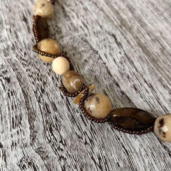 Cookie Lee Neutral Tone Beaded Necklace 10” Drop Cream Brown Tan - Picture 3 of 6